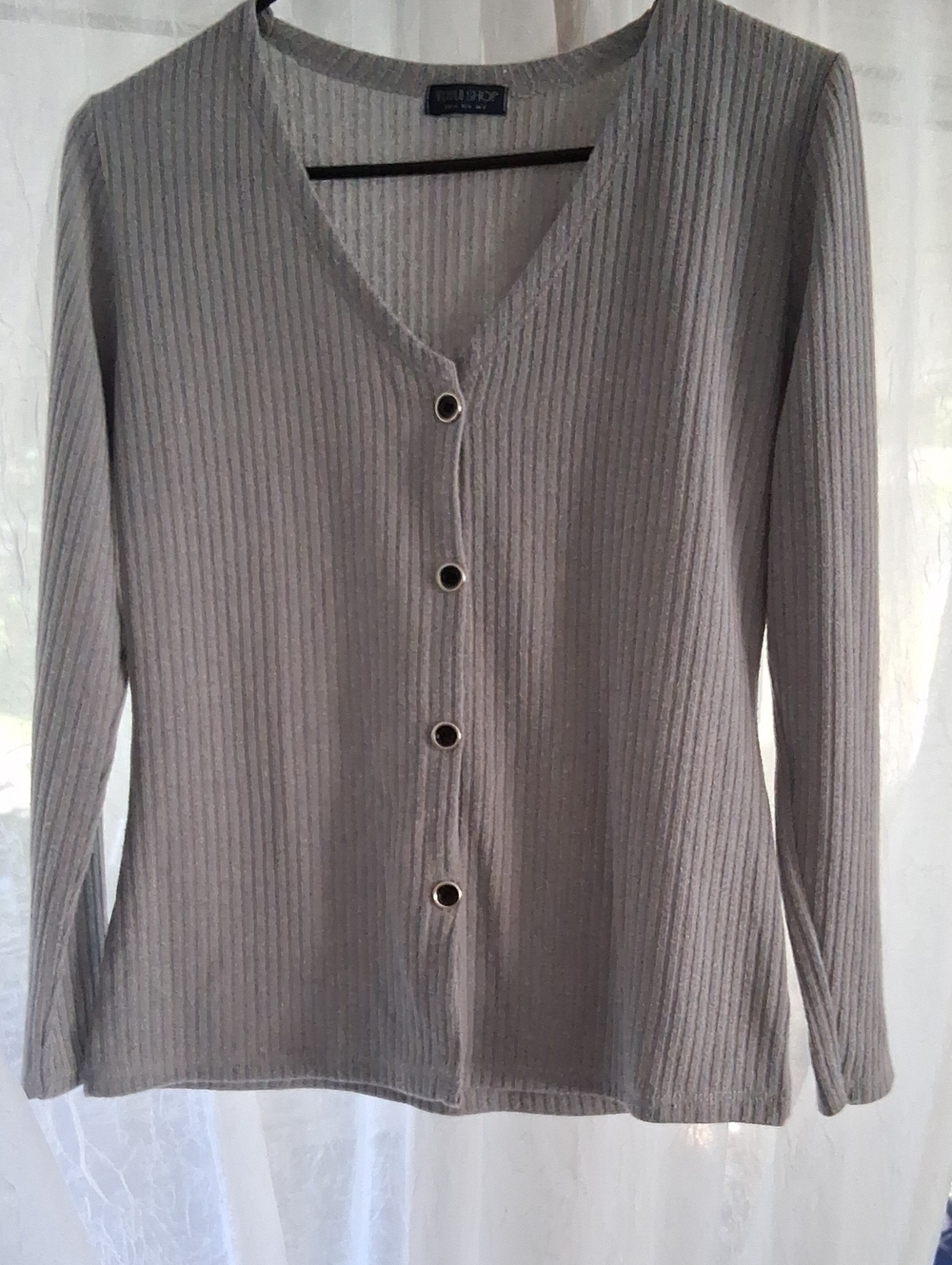 Liz & Co. Ribbed V-Neck Button-Front Sweater in Gray